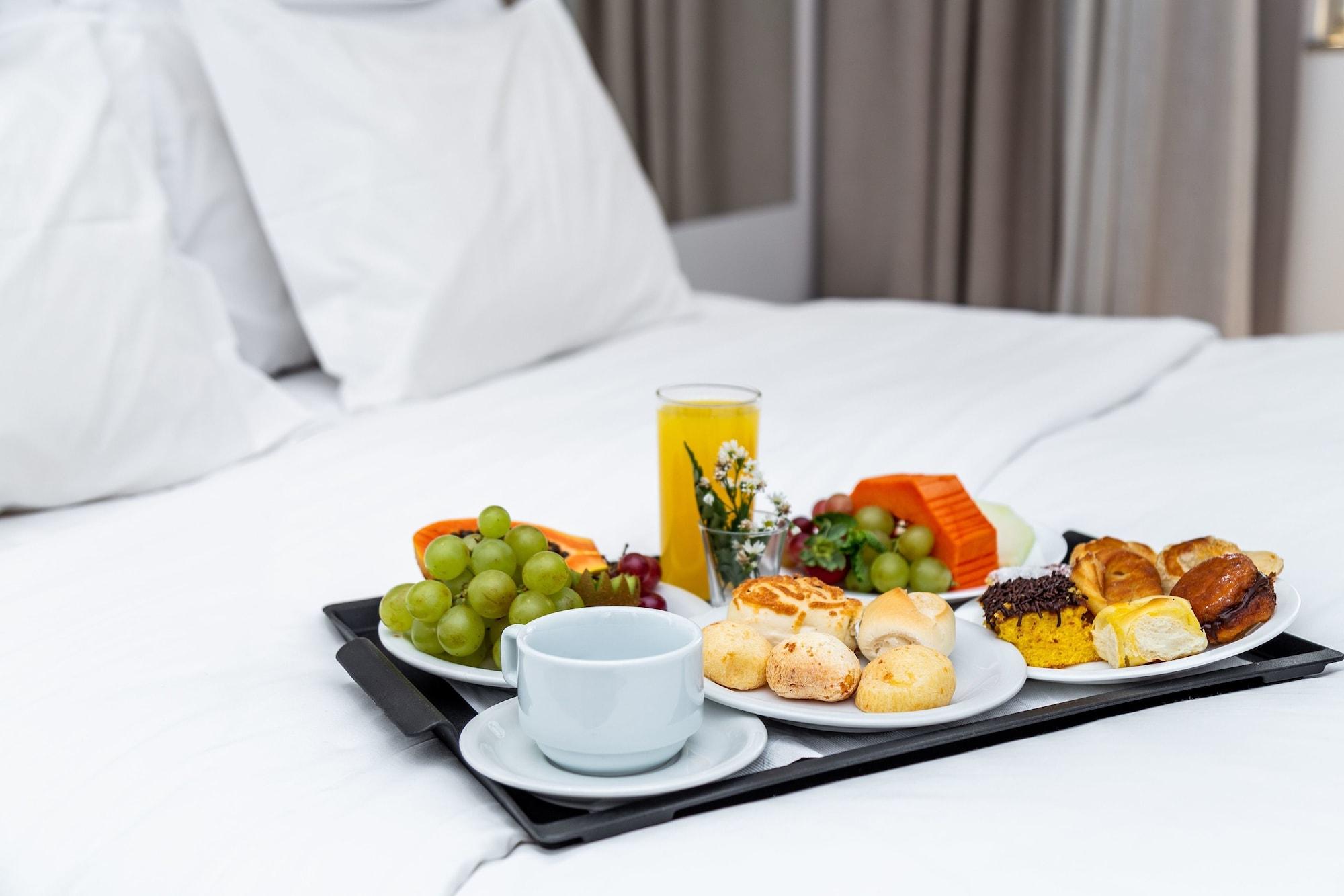 Hilton Garden Inn Belo Horizonte Lourdes Ngoại thất bức ảnh